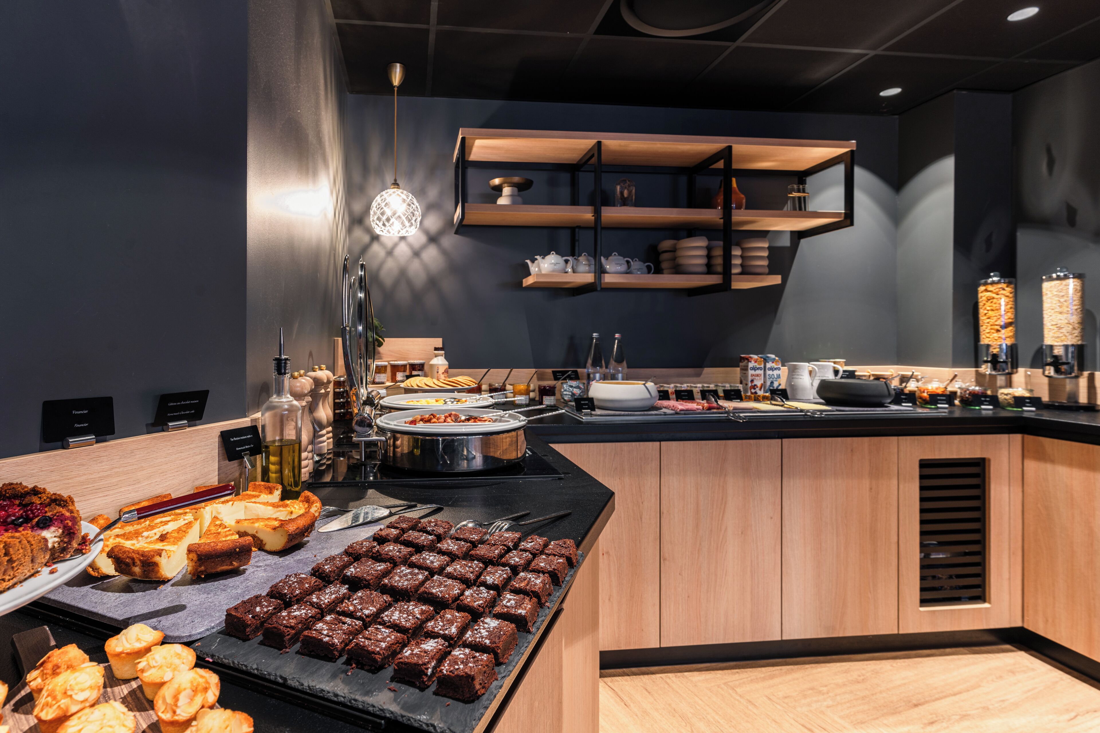 daily buffet breakfast (eur 15.90 per person)