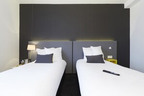 Standard Room, 2 Single Beds