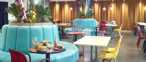 Breakfast, lunch, dinner served; French cuisine, garden views