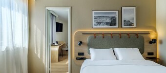 Campanile PRIME - Nice Airport