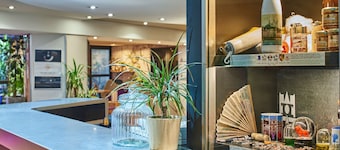 里昂中心貝爾奇羅納康鉑飯店