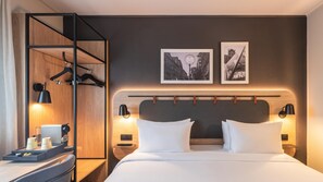 Superior kamer, 1 kingsize bed | Luxe beddengoed, een bureau, verduisterende gordijnen