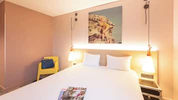 Habitació estàndard, 1 llit doble | Escriptori, cortines opaques i habitacions insonoritzades