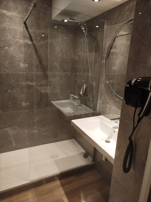 Kyriad - Tours Centre (8)