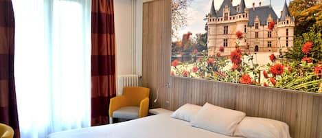 Chambre Standard, 1 lit double | Literie de qualité supérieure, coffres-forts dans les chambres, bureau