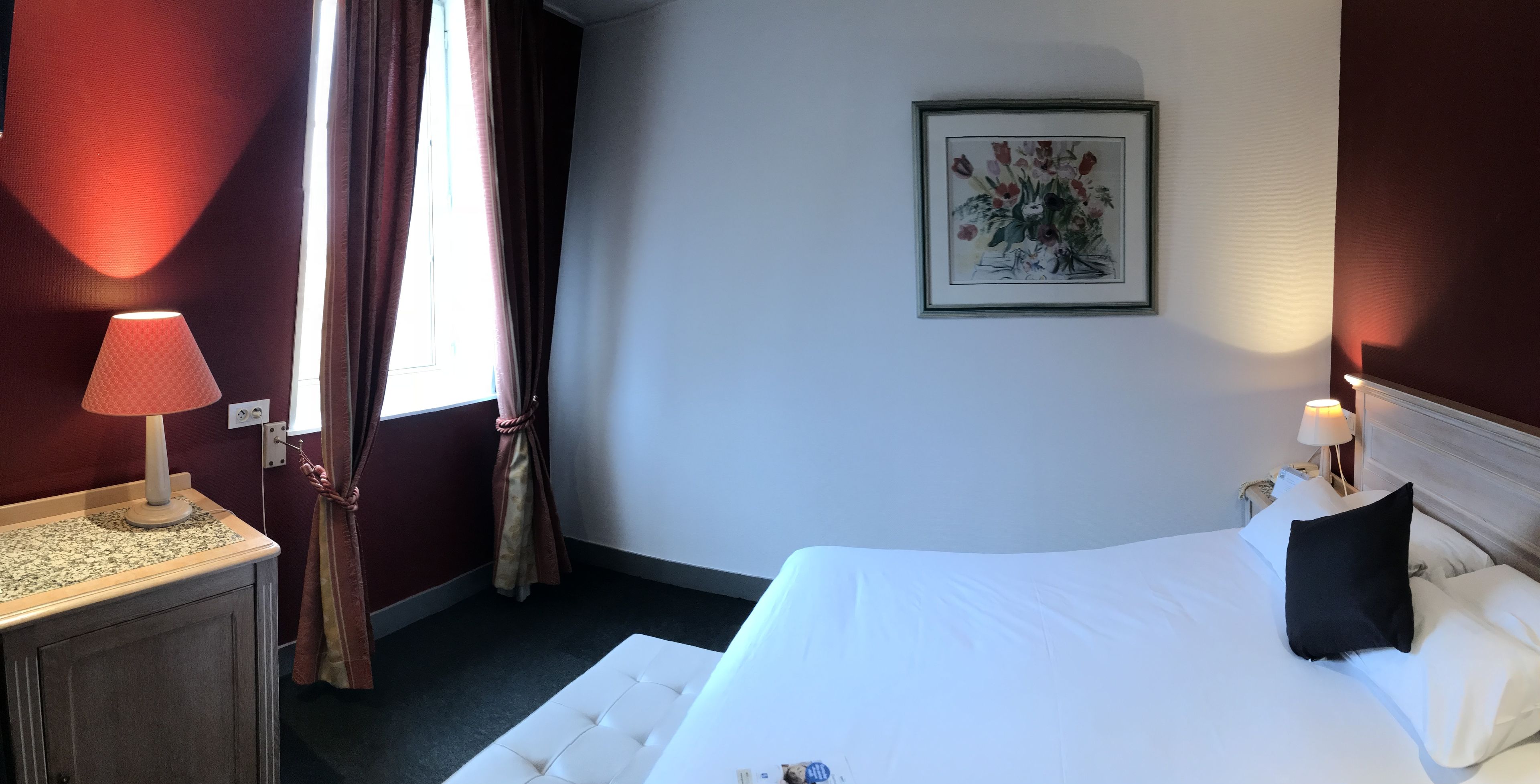 Foto - Brit Hotel Aux Sacres Reims, Centre Historique