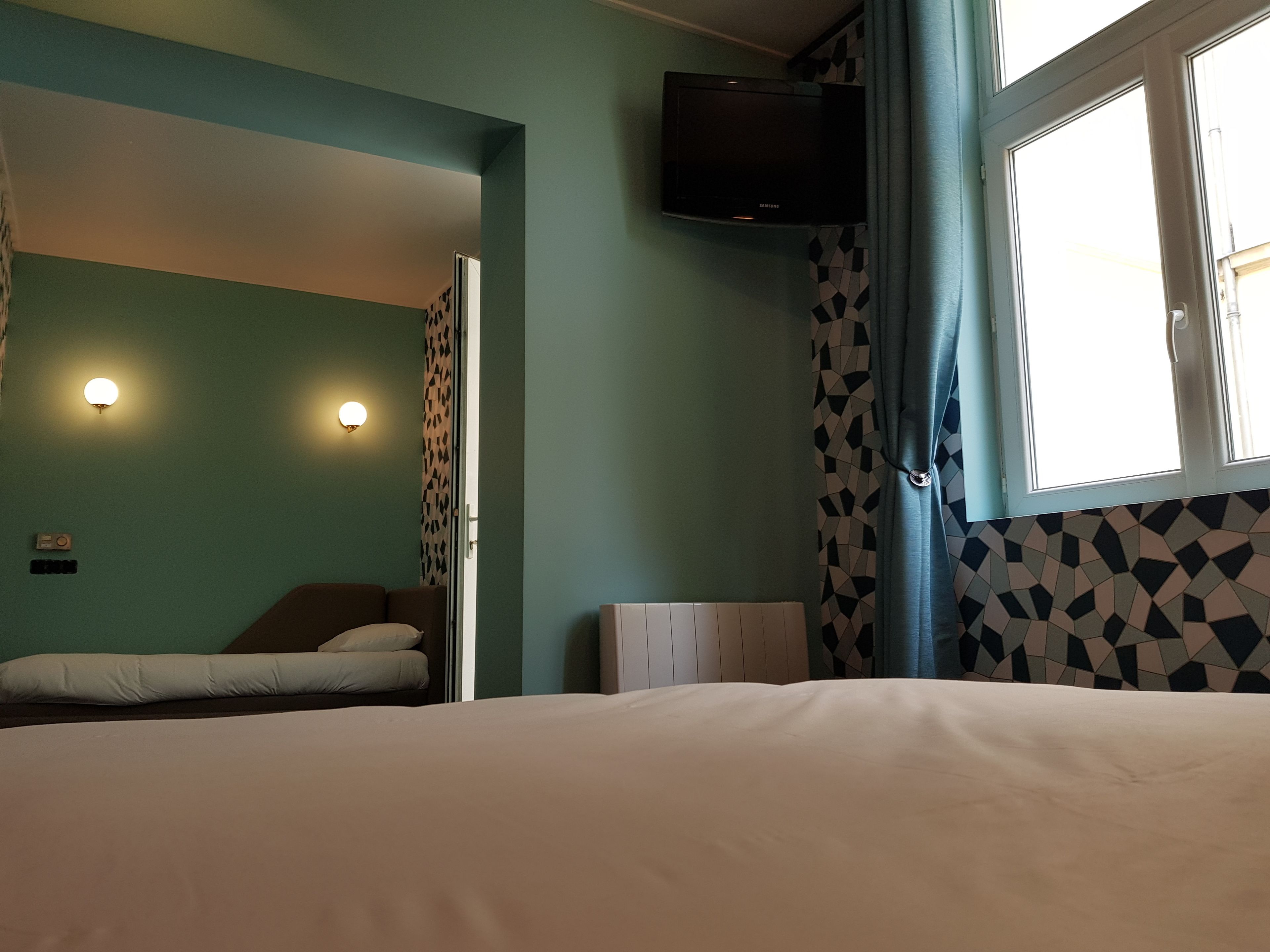 Foto - Brit Hotel Aux Sacres Reims, Centre Historique