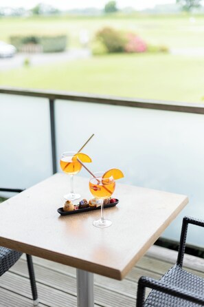 Junior-Suite, Terrasse | Ausblick vom Zimmer
