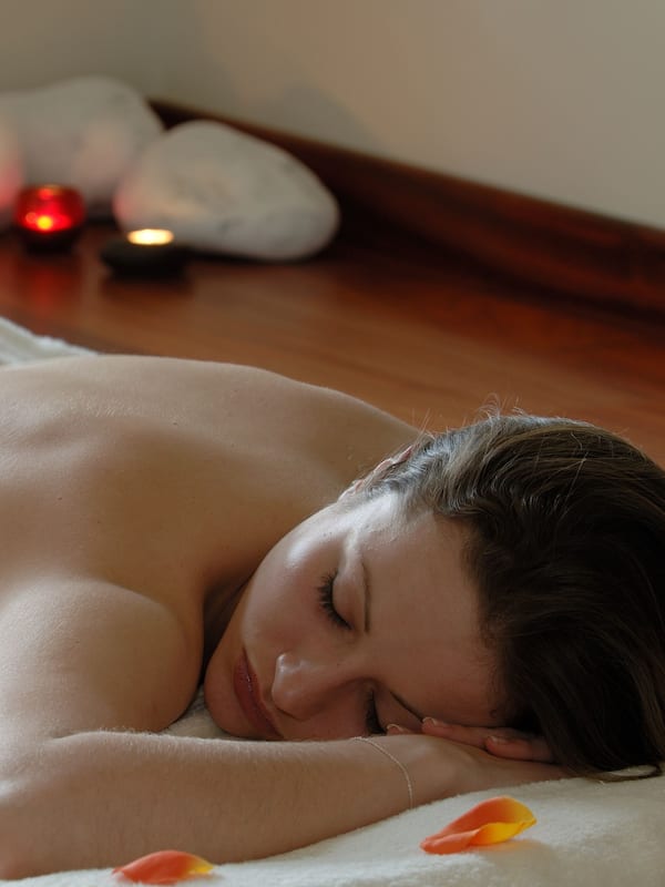Sauna, bagno turco, trattamenti per il corpo, idroterapia