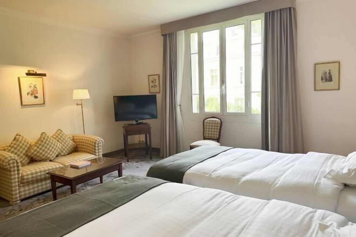 Literie de qualité supérieure, minibar, bureau, chambres insonorisées