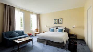 Literie de qualité supérieure, minibar, décoration personnalisée