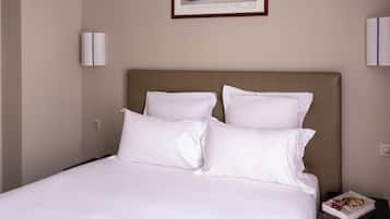 Individually furnished, blackout curtains, free WiFi, bed sheets