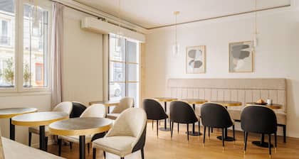 Hotel Frochot Montmartre