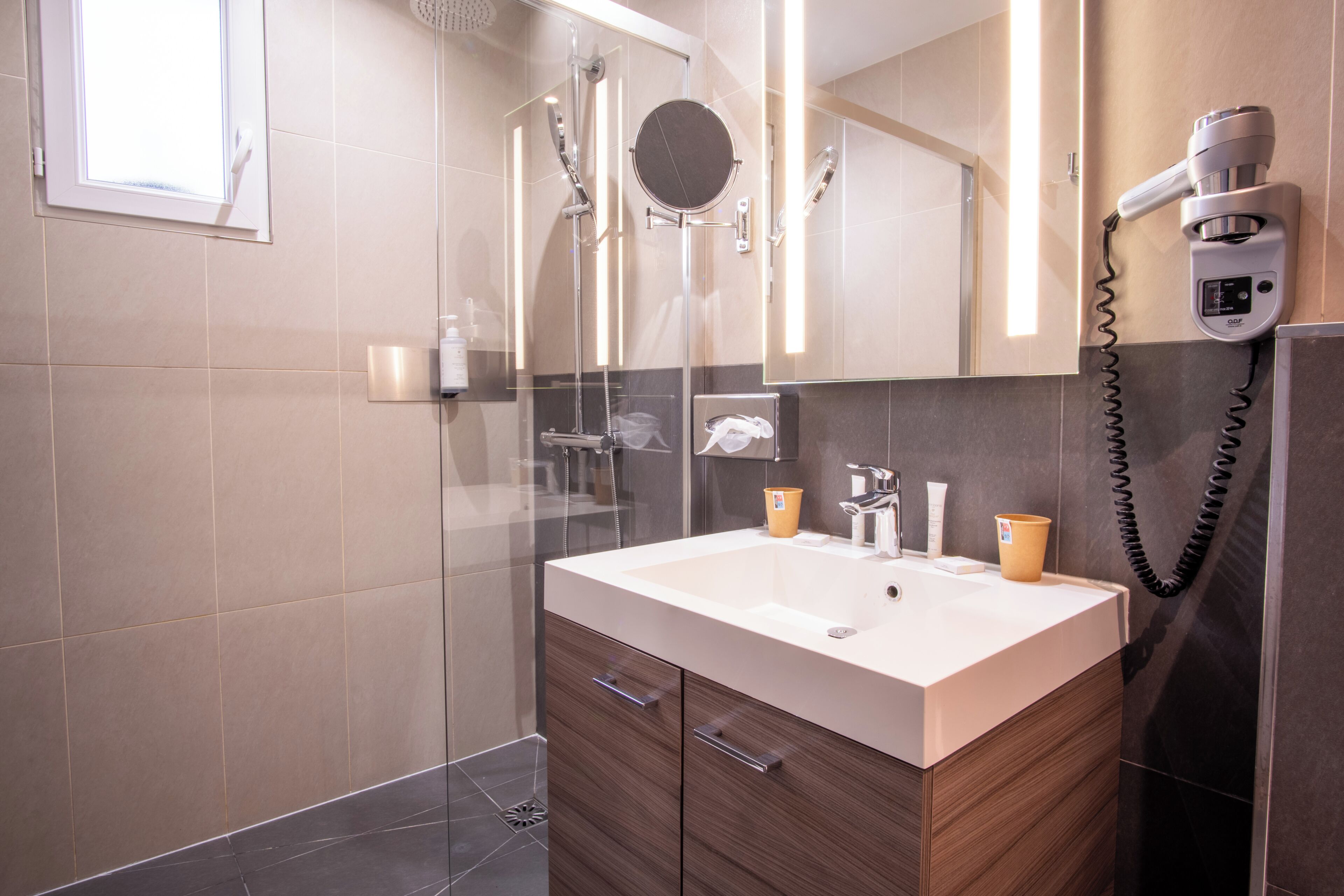 Foto - Hotel Frochot Montmartre