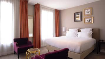 Deluxe Double Room | Individually furnished, blackout drapes, free WiFi, bed sheets