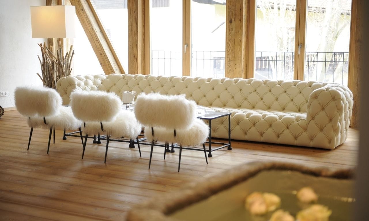 sauna, body treatments, aromatherapy, body wraps, body scrubs, facials