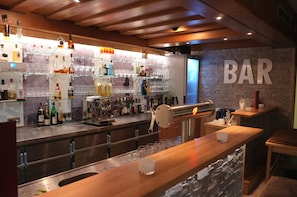 Bar (on property) - Hotel Schillingshof (Bad Kohlgrub)