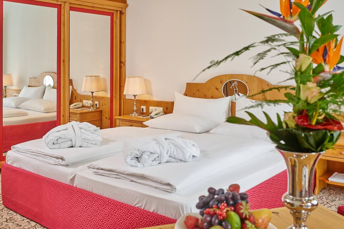 comfort double room | 1 bedroom, hypo-allergenic bedding, minibar, in-room safe