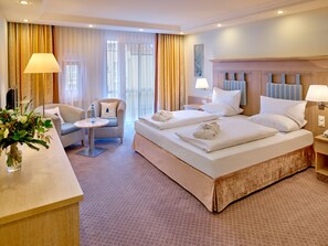 1 bedroom, hypo-allergenic bedding, minibar, in-room safe