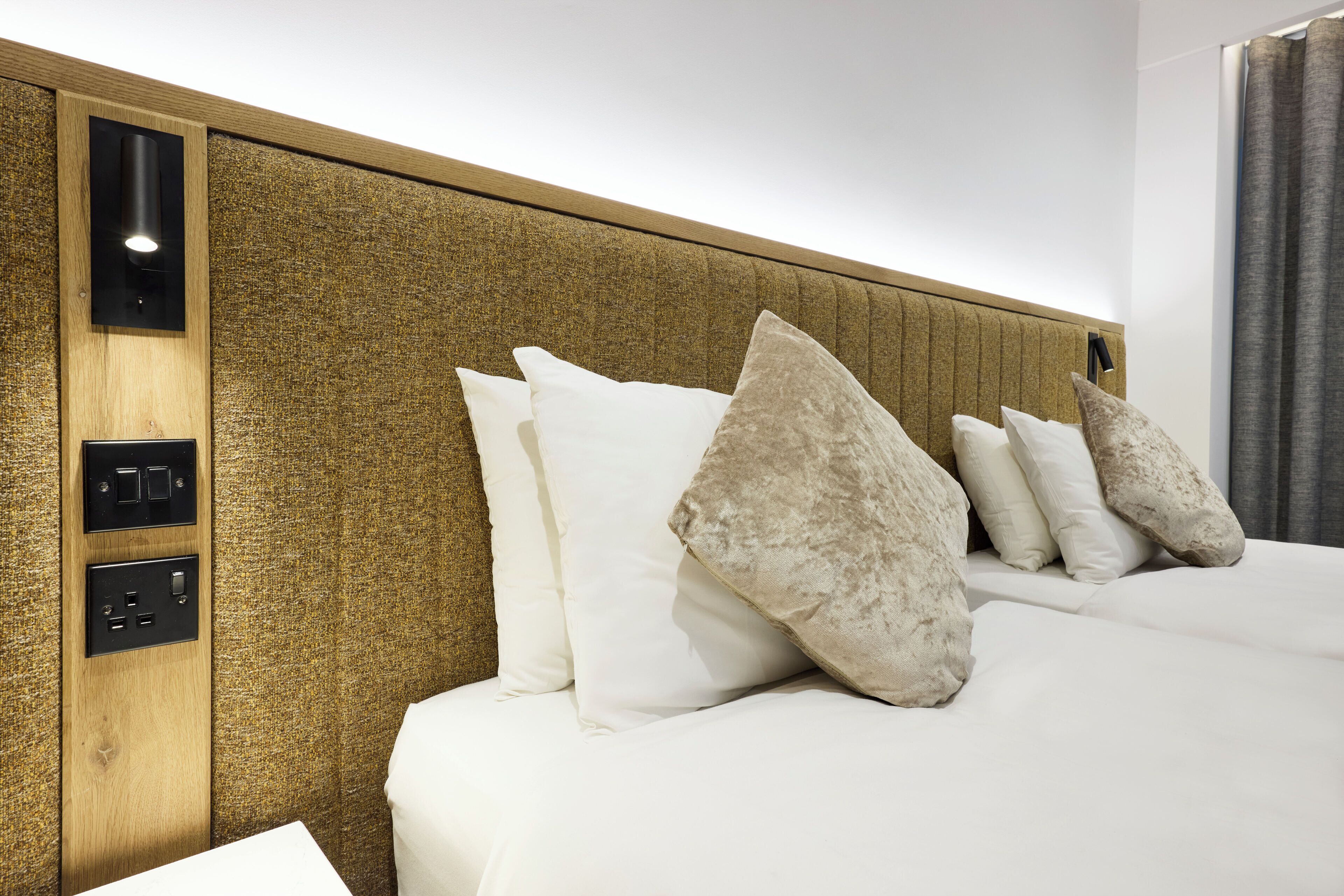 superior twin room | 1 bedroom, premium bedding, in-room safe, desk