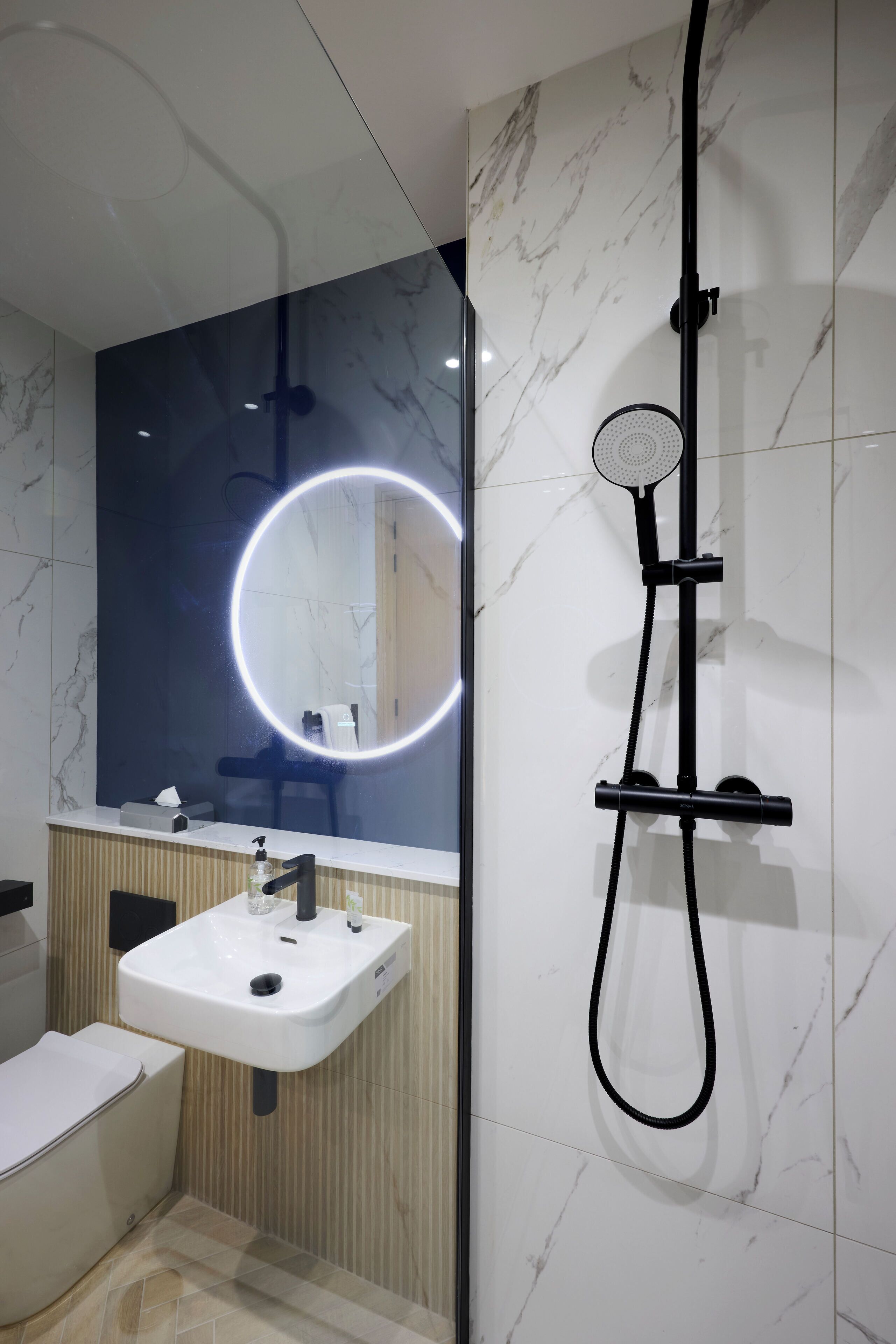 Photo - Handel's Hotel