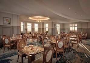 Restaurant - Galway Bay Hotel (Galway)