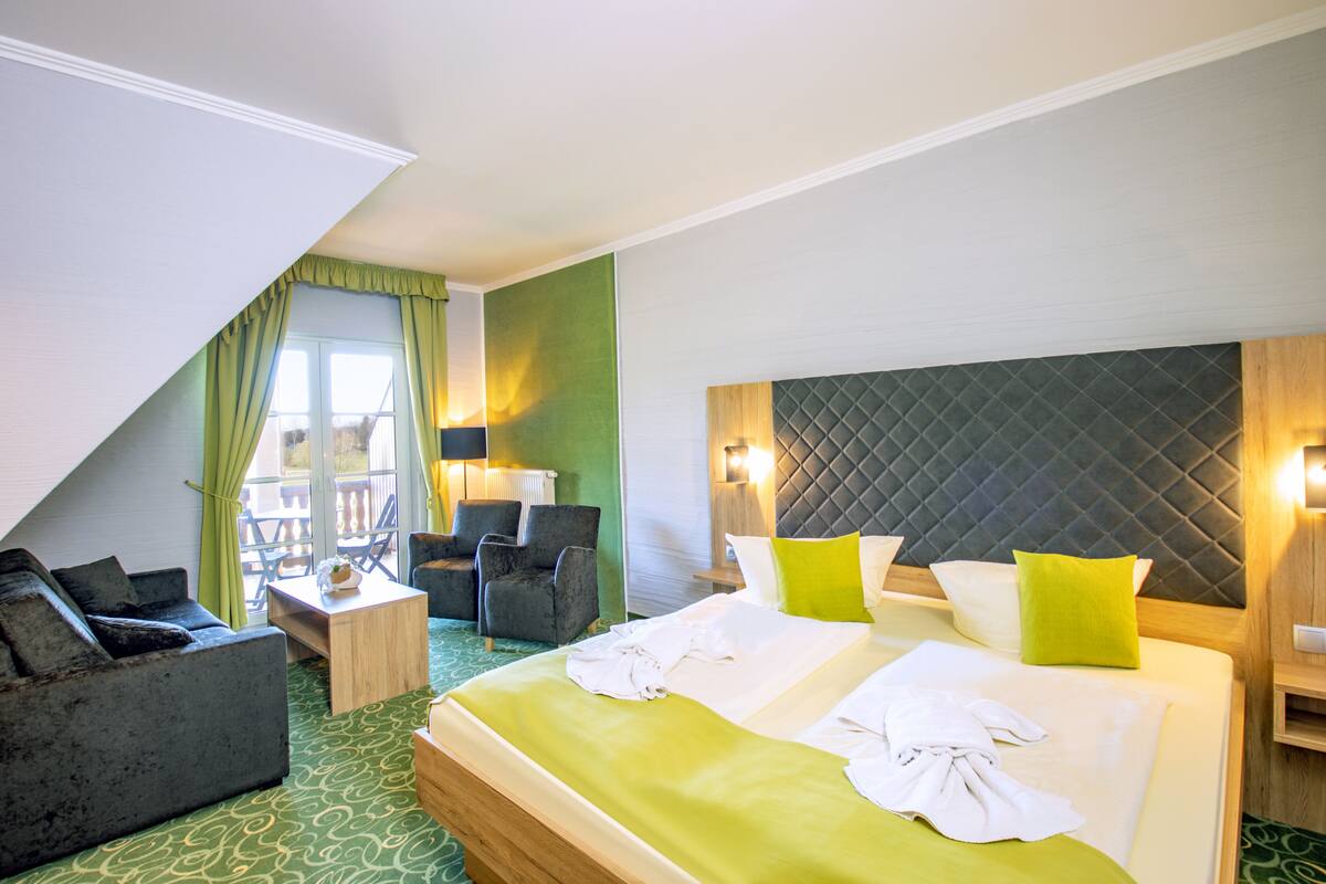 double room, balcony | 1 bedroom, premium bedding, pillow-top beds, individually decorated