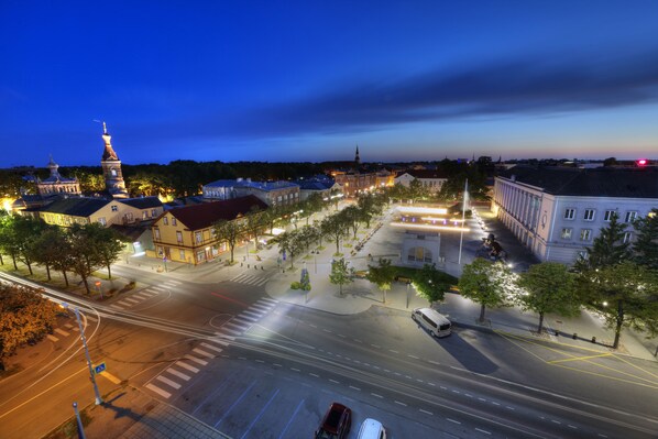 Suite, 1 chambre, balcon, vue sur la ville | Vue sur la ville