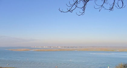 HĂŽtel Mercure Abbeville Centre - Porte de La Baie de Somme