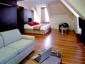 In-room safe, desk, soundproofing, iron/ironing board