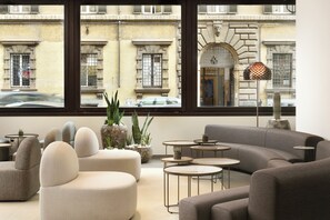 Lobby sitting area - FH55 Grand Hotel Palatino (Rome)