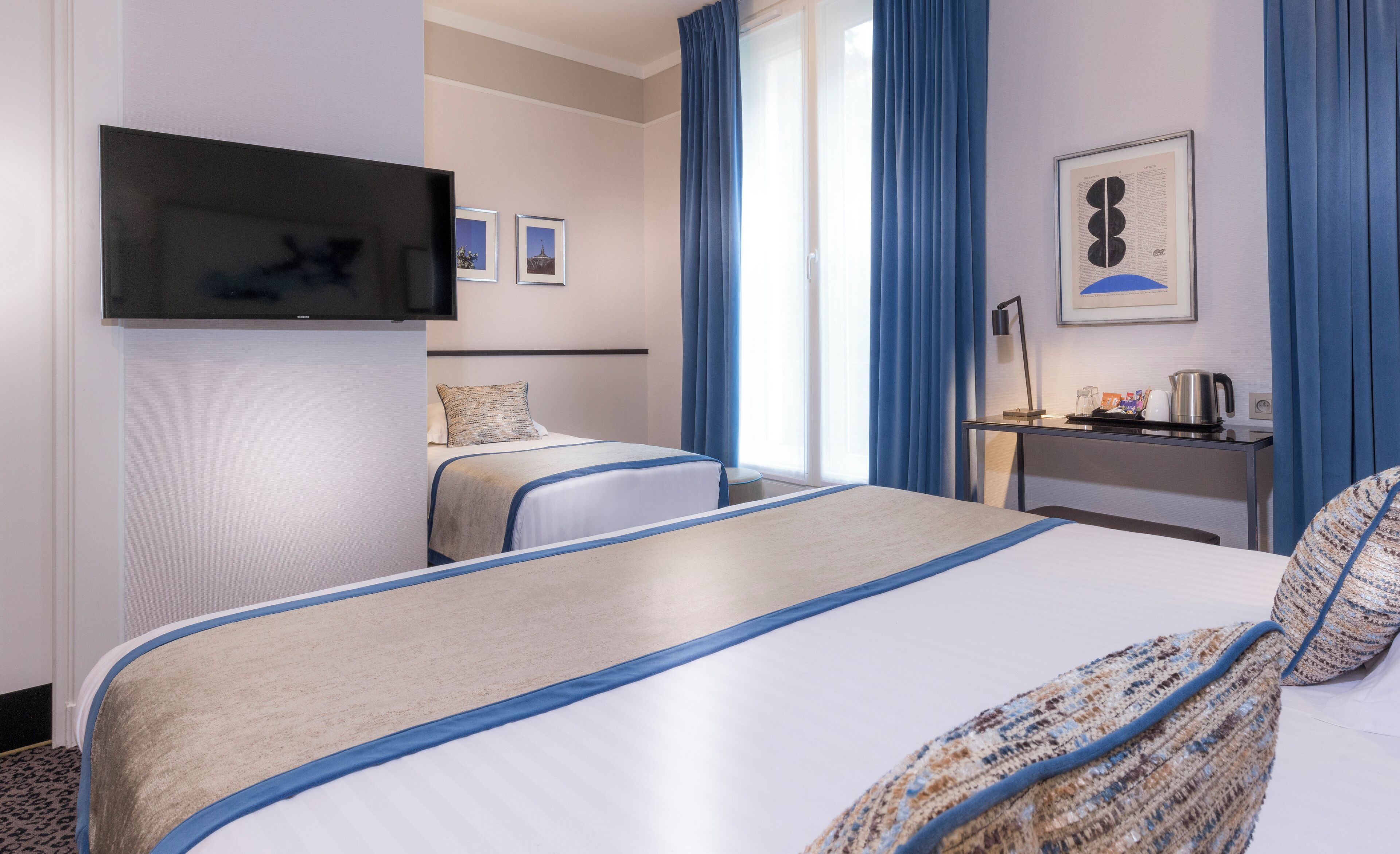 prestige triple room | premium bedding, minibar, in-room safe, desk