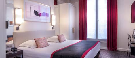 1 soverom, sengetøy av topp kvalitet, minibar og safe på rommet