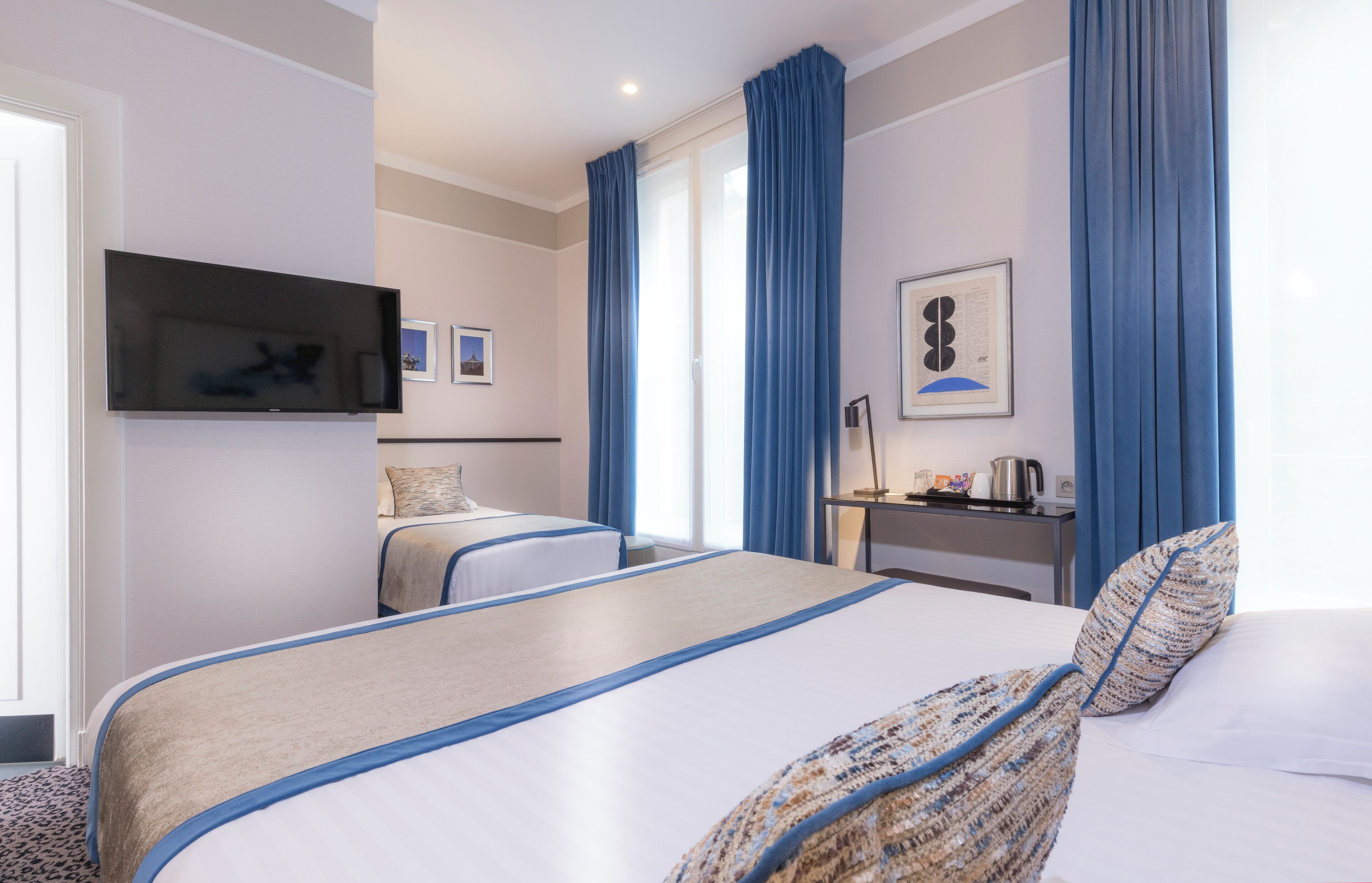 prestige triple room | premium bedding, minibar, in-room safe, desk