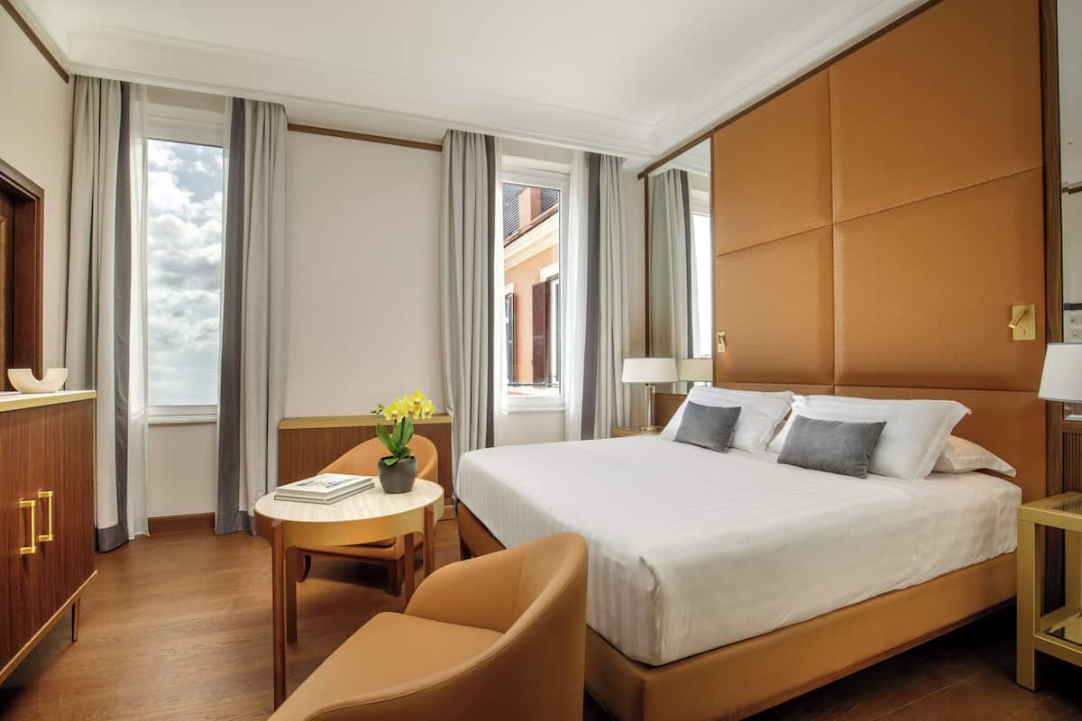 1 bedroom, minibar, in-room safe, desk