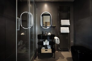 Camera Deluxe | Bagno | Doccia, articoli per l'igiene personale ecosostenibili, asciugacapelli