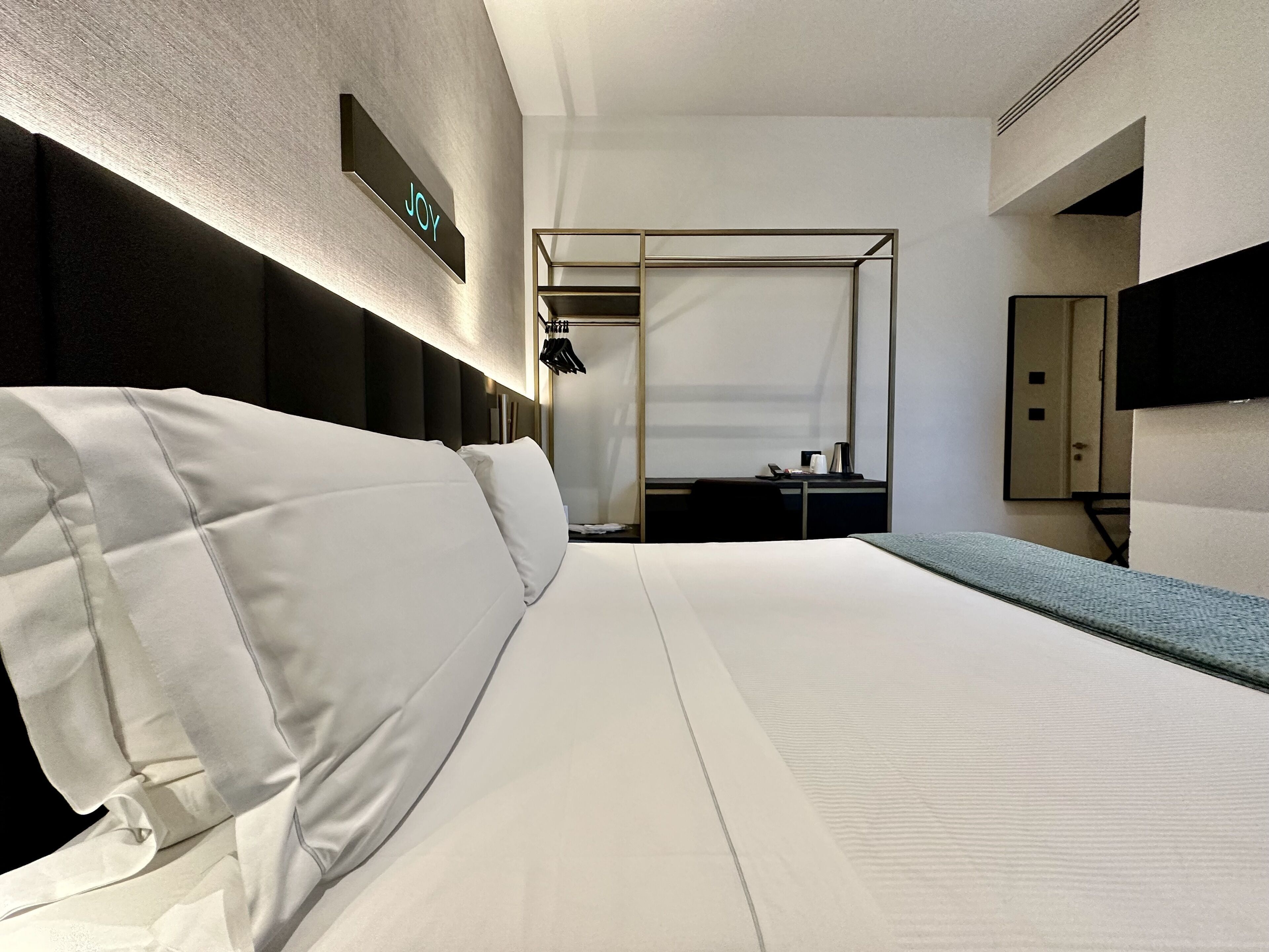 Premium bedding, pillowtop beds, minibar, in-room safe