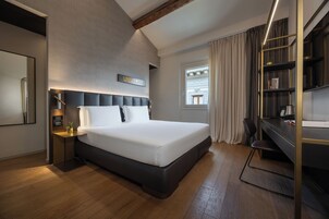 Camera Deluxe | Biancheria da letto di alta qualità, materassi a doppio strato, minibar
