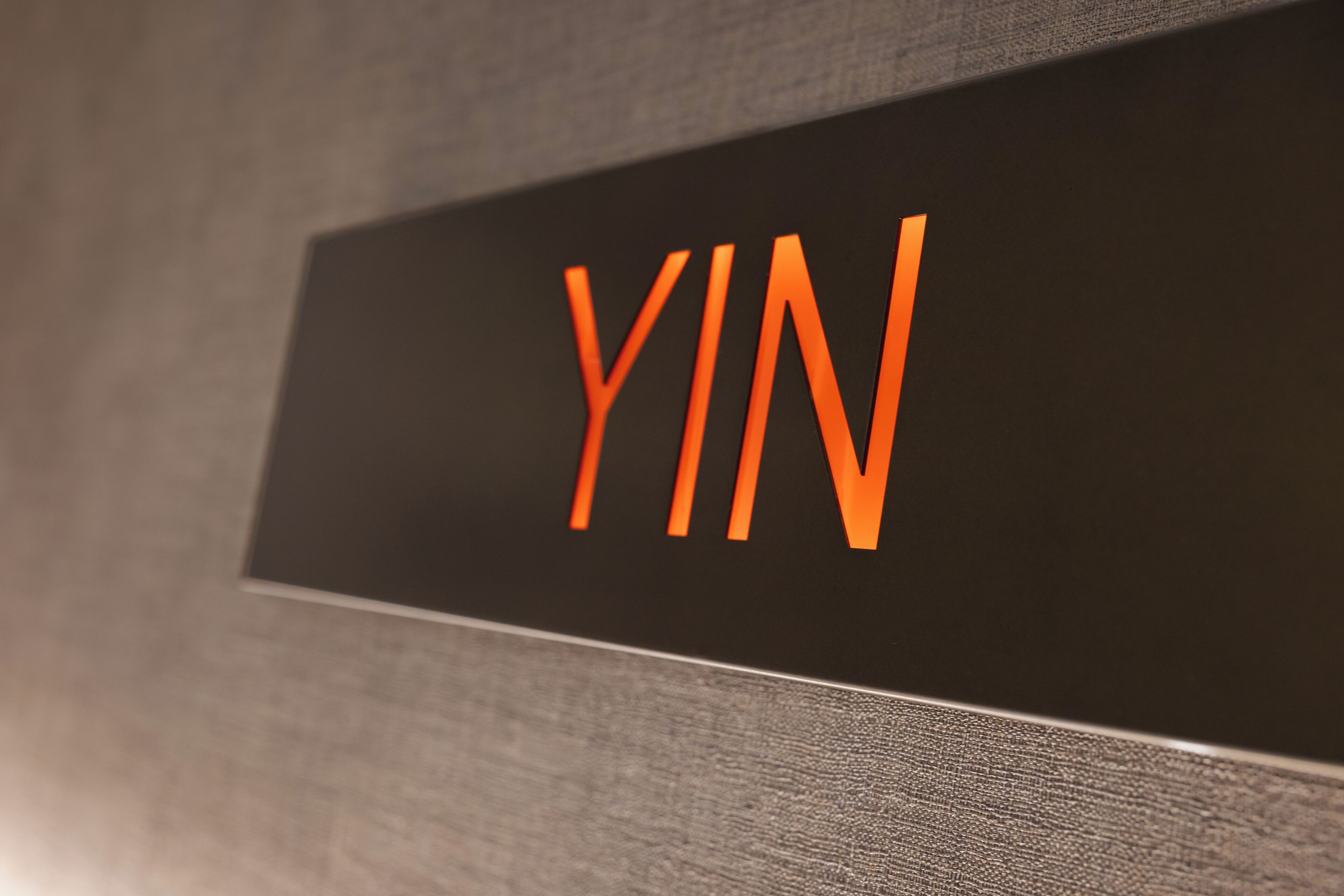 premium bedding, pillow-top beds, minibar, in-room safe