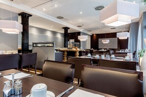 Morgenmadsbuffet hver dag (9.90 EUR pr. person)