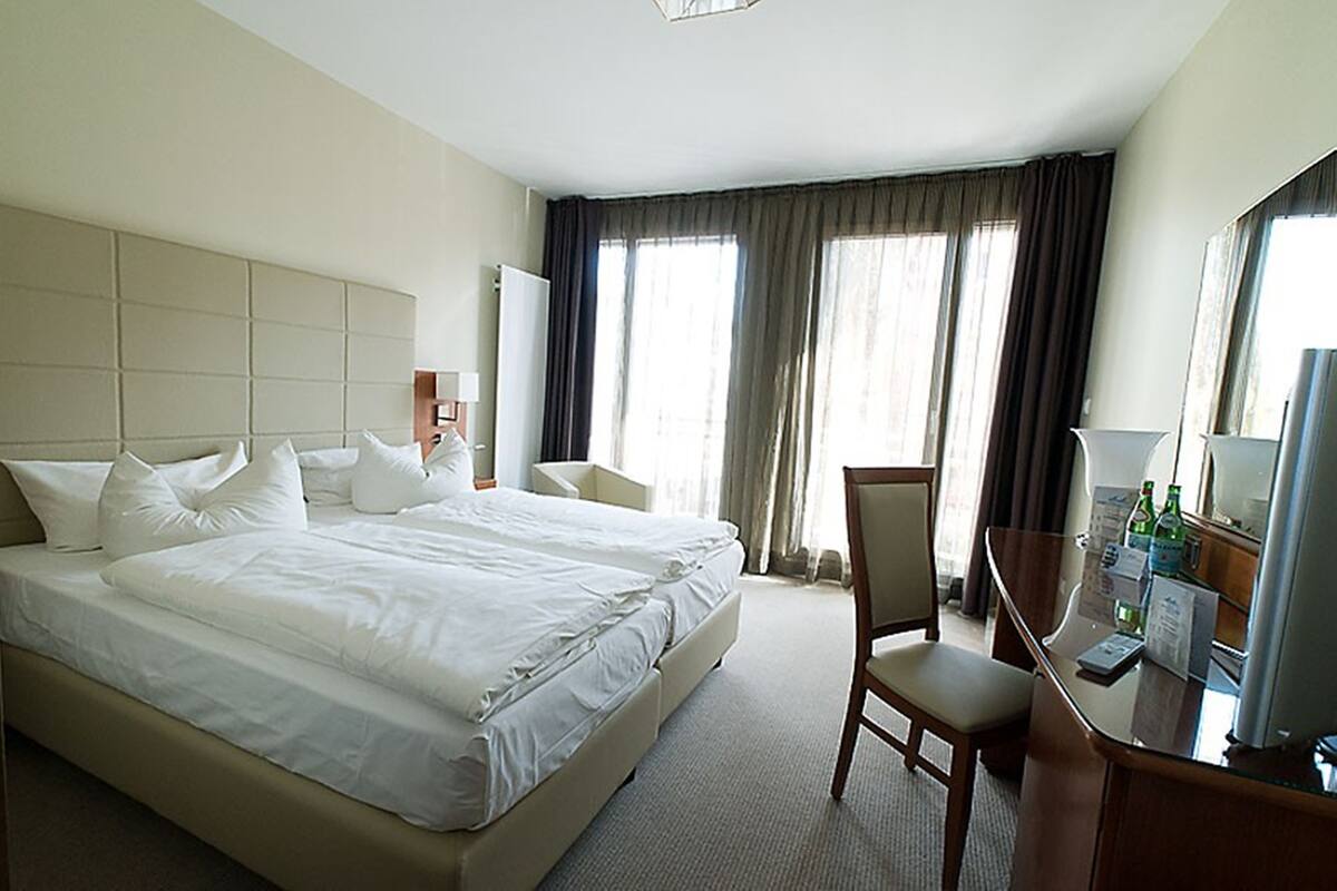 Comfort Double Room | Hypo-allergenic bedding, individually decorated, individually furnished