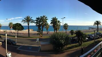 Vue depuis lâhĂ©bergement