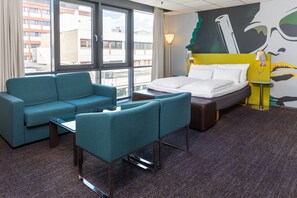 Double Deluxe Room, 1 Double bed, Nonsmoking | Pillowtop beds, desk, bed sheets