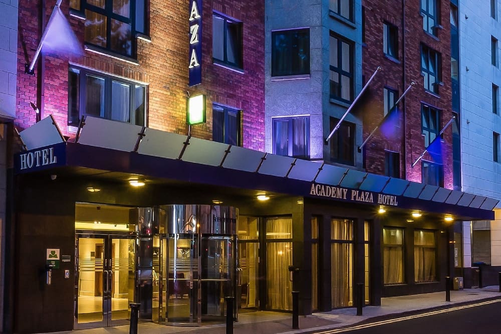 Academy Plaza Hotel