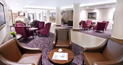 Academy Plaza Hotel
