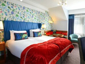 Deluxe Twin Room | Hypo-allergenic bedding, minibar, in-room safe, individually decorated - Clontarf Castle Hotel (Dublin)