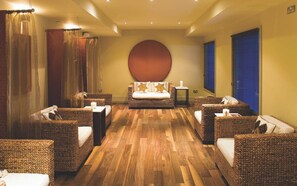 Couples treatment rooms, sauna, steam room, body treatments