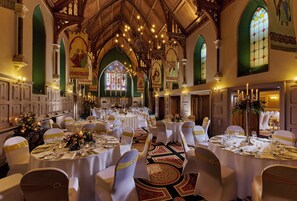 Indoor wedding - Temple Gate Hotel (Ennis)