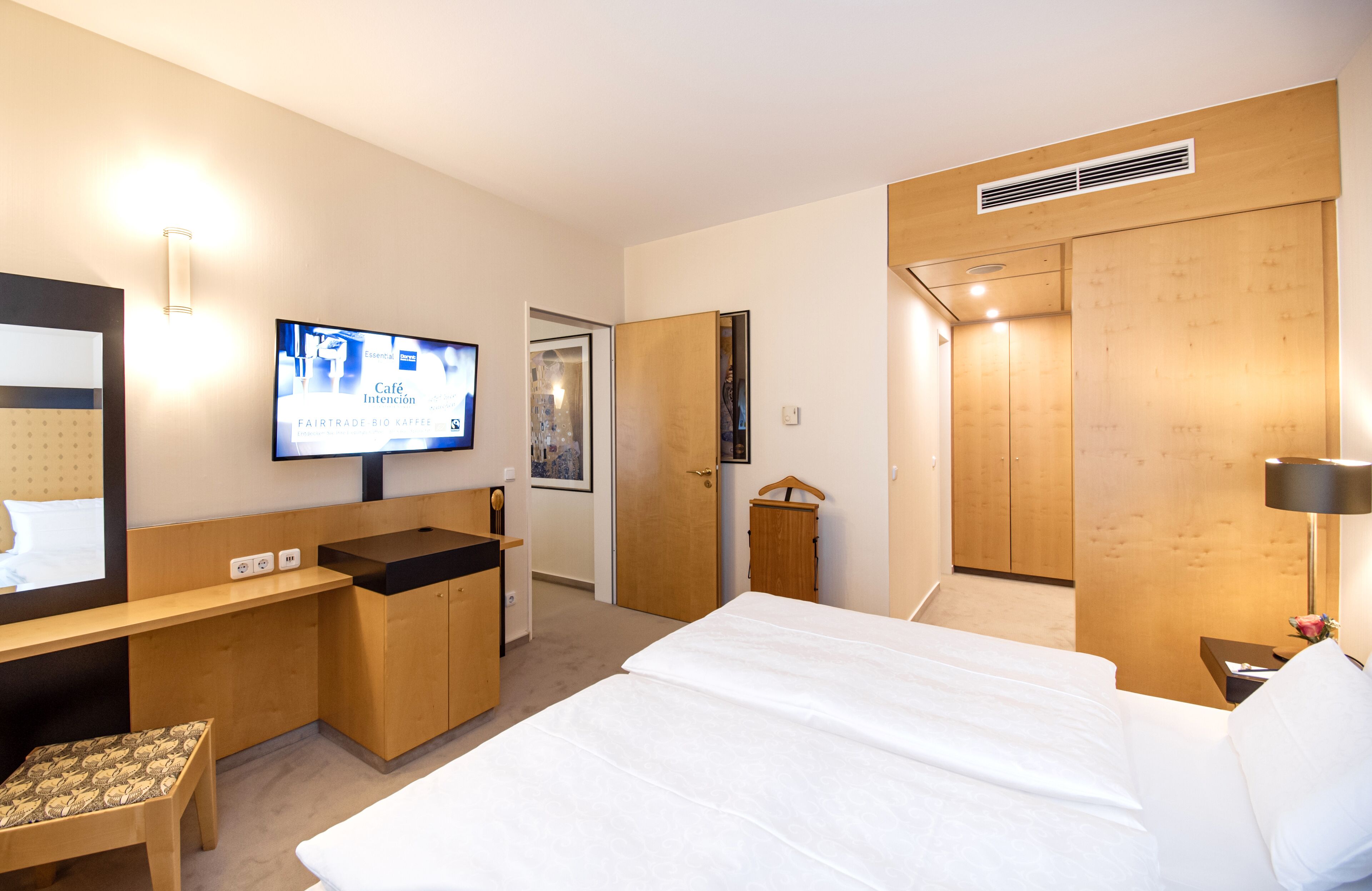 deluxe suite | 1 bedroom, select comfort beds, in-room safe, desk