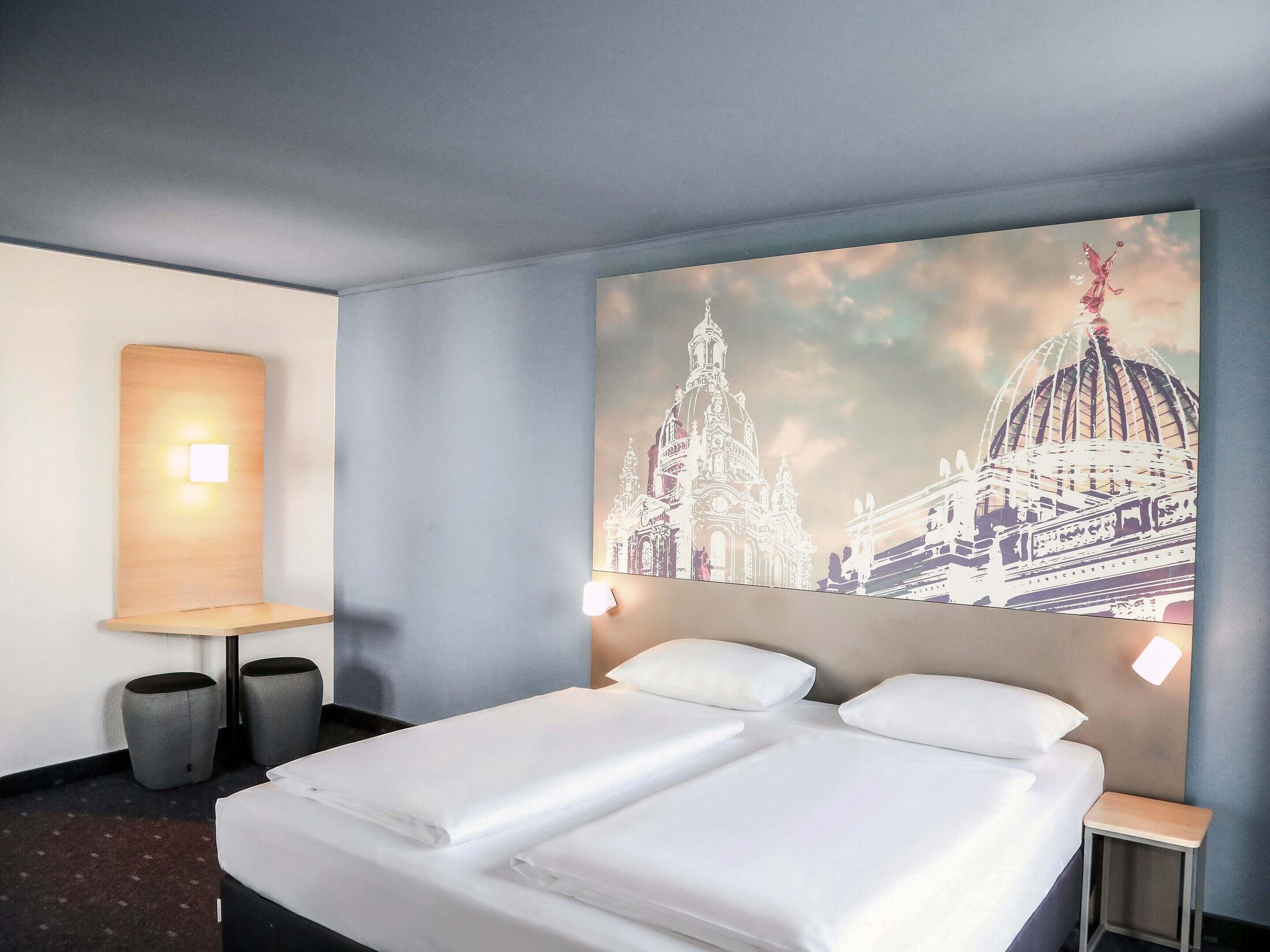 Double Room | Blackout drapes, soundproofing, free WiFi, bed sheets